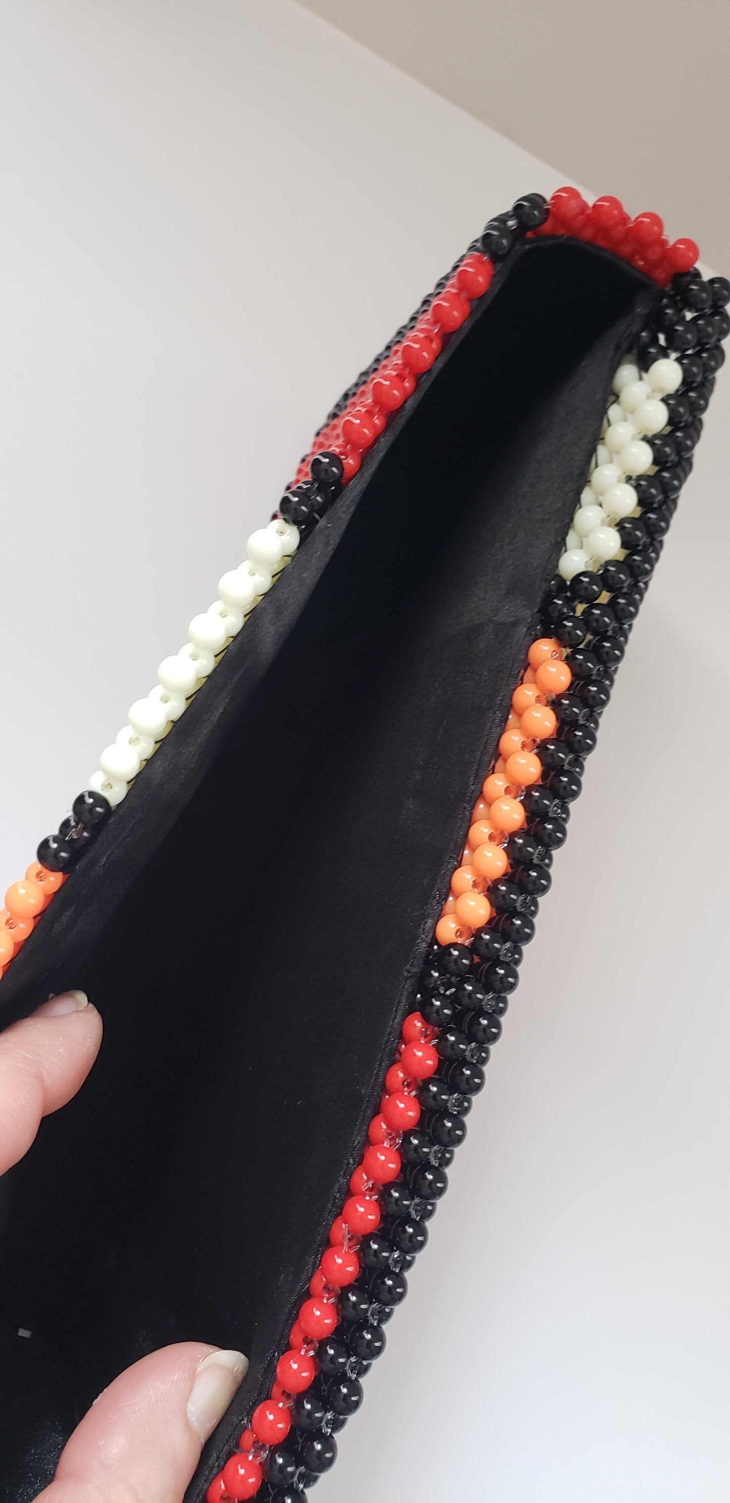 BEADS HANDWOVEN CLUTCH