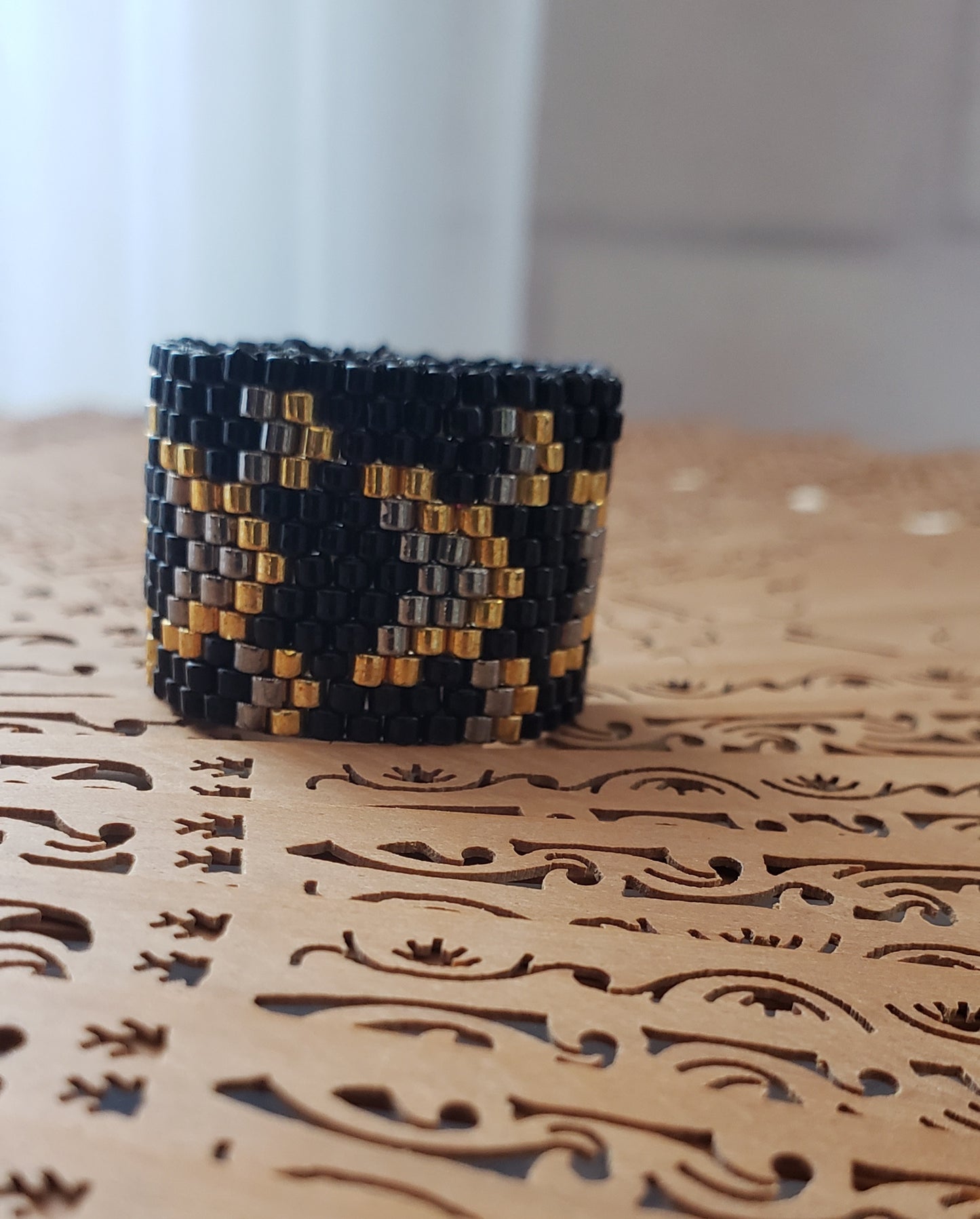 DRAGON SCALE BEADED RING